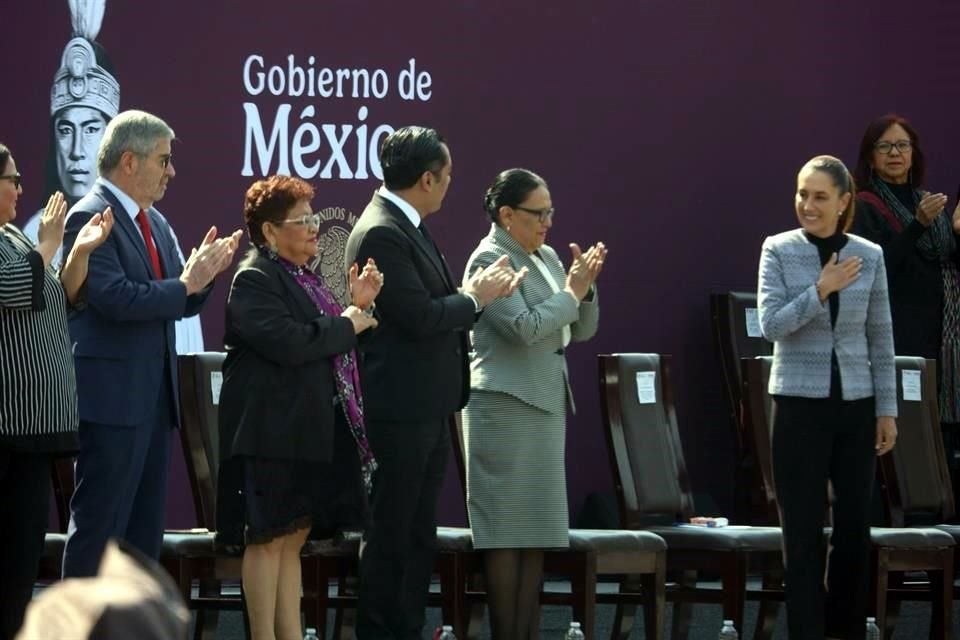 La Mandataria dijo que Cuauhtémoc representa la dignidad de un pueblo libre y resistente el día de hoy.