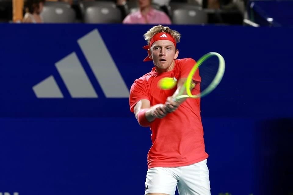 Alejandro Davidovich tuvo que irse a dos tie-break para superar a Denis Shapovalov en Acapulco e ir a la Final.