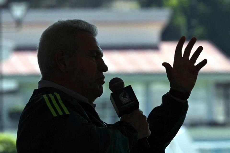 Aguirre quiere disciplina en la Selección.