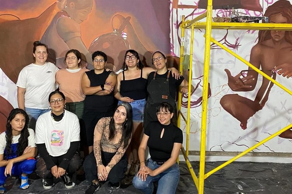 Sociedad de Pintoras está detrás del mural 'Ellas creadores' en el Museo de la Ciudad.