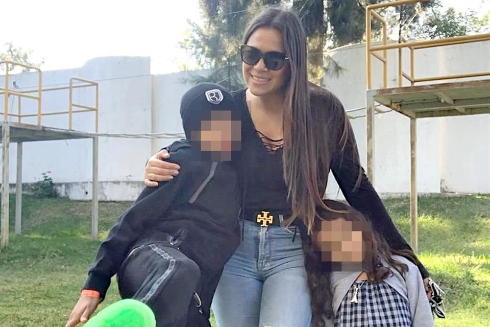 A Astrid Noemí Cruz Casillas le encantaba pasar el tiempo junto con sus hijos Ángel Fernando.