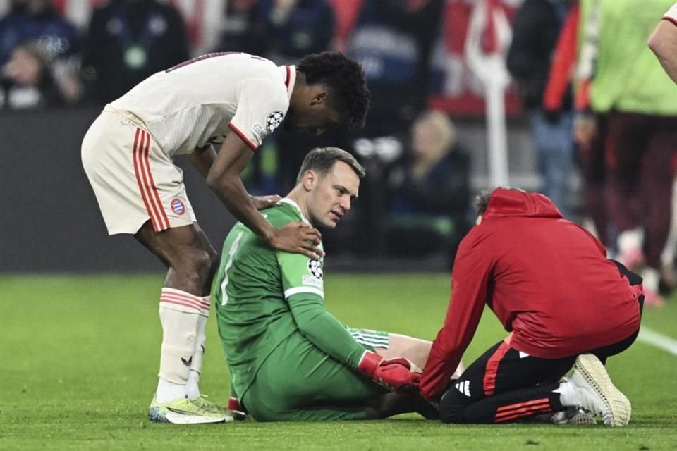 Manuel Neuer tuvo que salir de cambio.