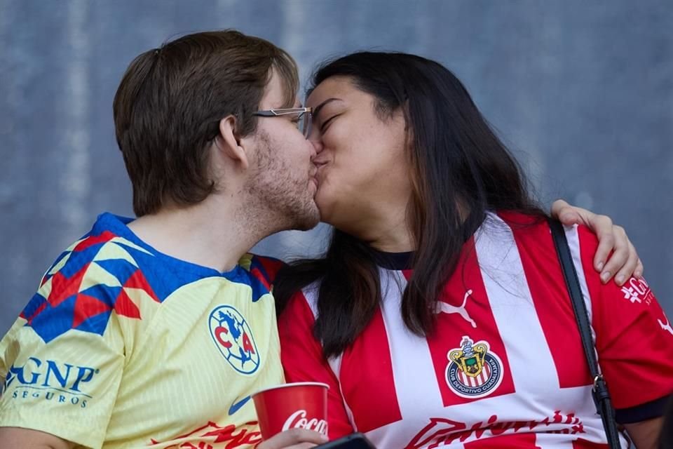 Americanistas y rojiblancos  festejaron el empate.