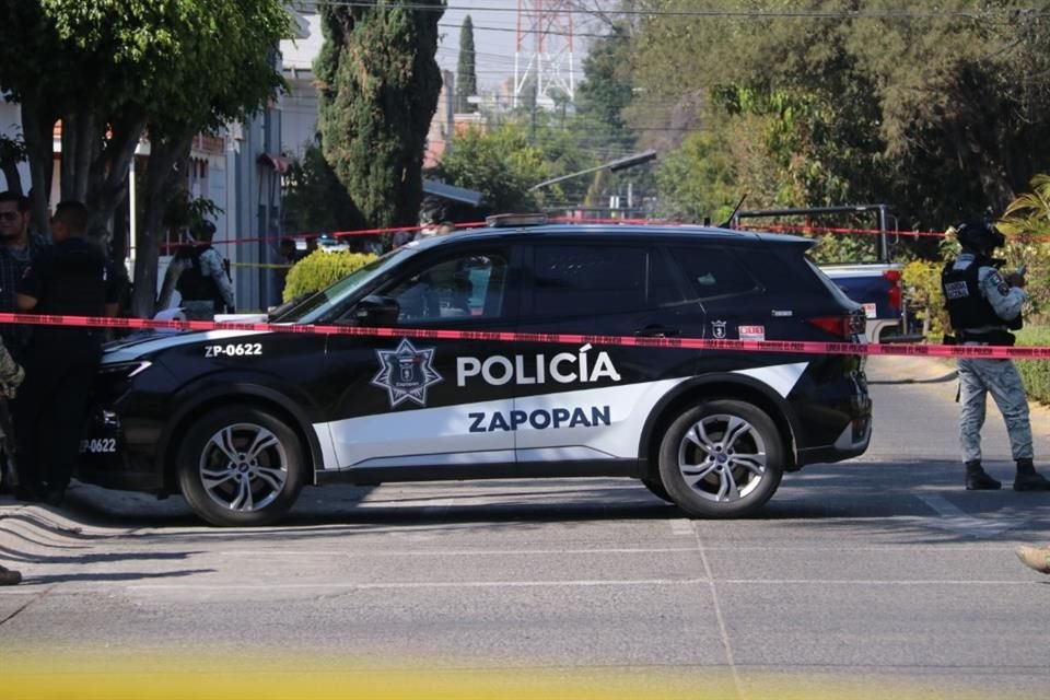 Un hombre de alrededor de 35 años fue asesinado a balazos en Bulevar de los Charros, en la Colonia El Vigía, en Zapopan.