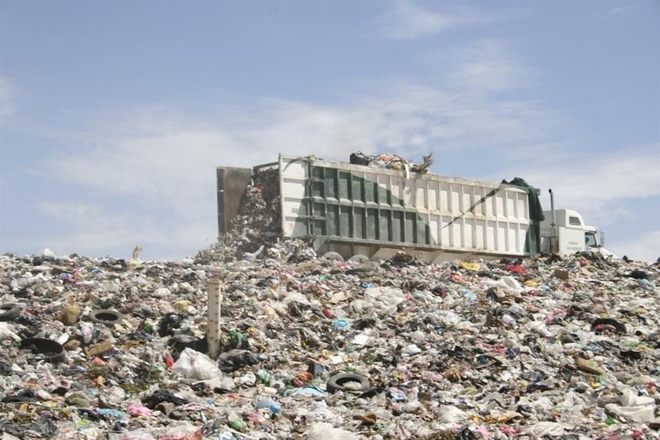 La idea de construir una nueva celda surge porque estiman que Picachos se llenará en un año.