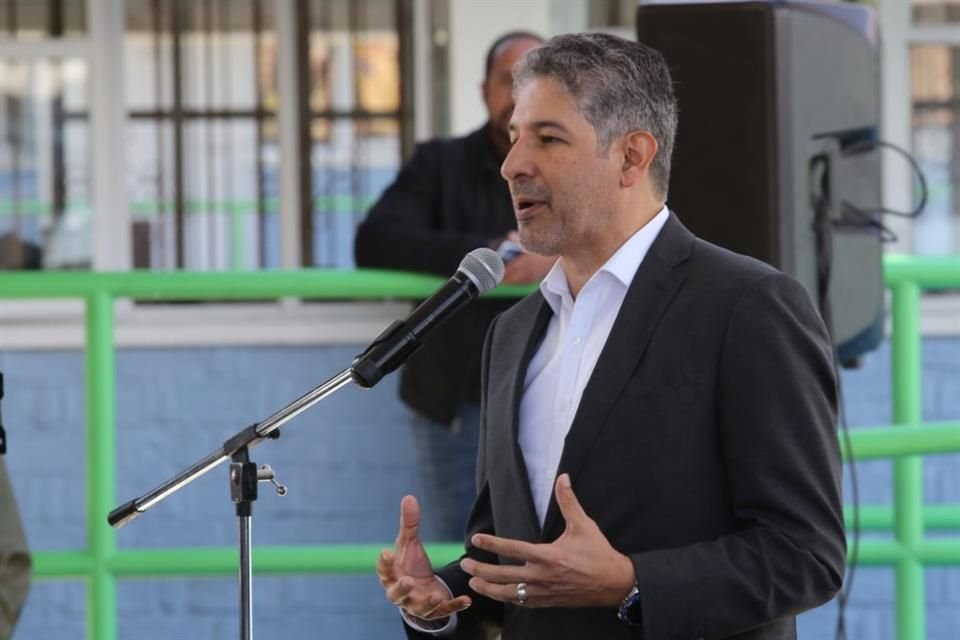 Juan Carlos Miramontes, Secretario de Educación Jalisco, durante el arranque de las Jornadas de Vida Saludable.