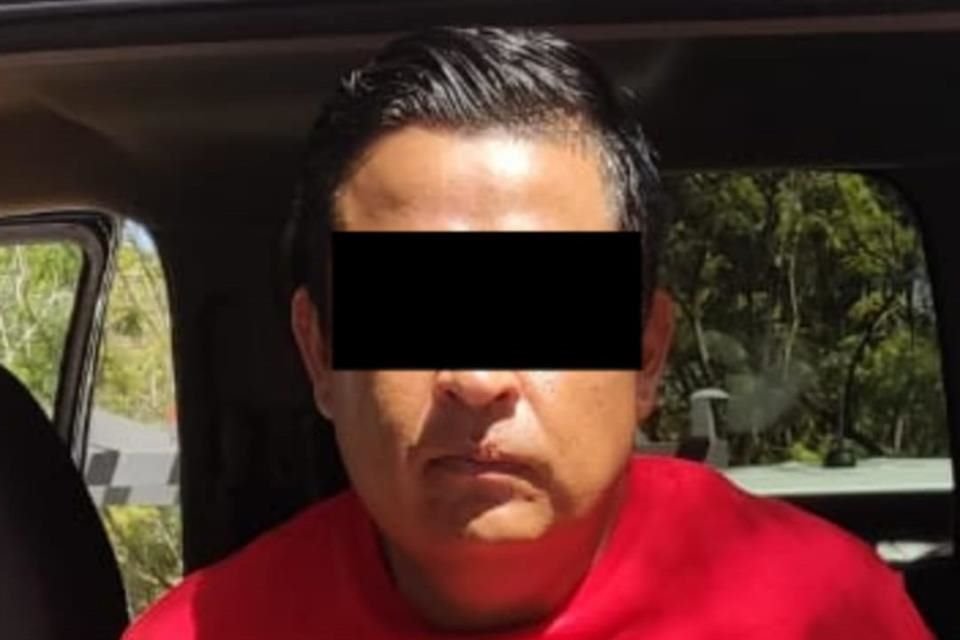Dos hombres que presuntamente cometieron 18 robos de vehículos en Providencia, Americana y Centro de Guadalajara, fueron detenidos.