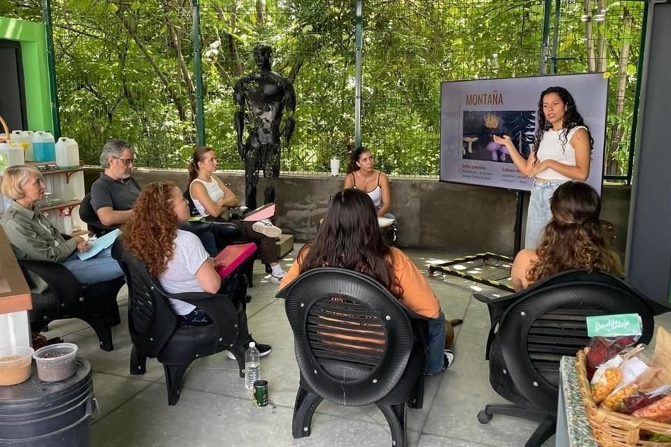 El Centro Ecovivo, localizado en la Colonia Lomas Altas de Zapopan, recibió 9 mil 602 visitas durante su primer año de actividades.