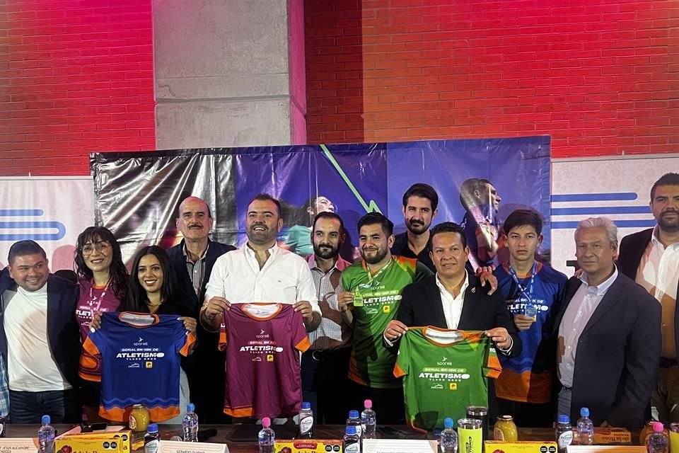 Autoridades de Tlajomulco presentaron el Serial de Atletismo Tlajo 2025 Siempre Runners.
