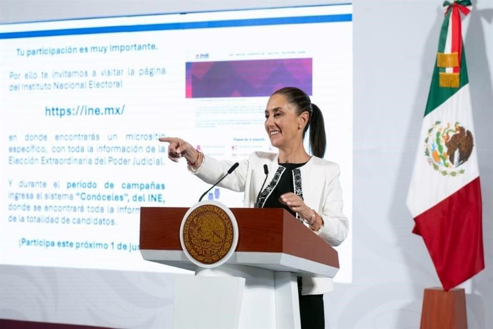 La Presidenta en su conferencia de prensa en Palacio Nacional.