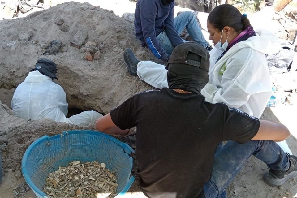 Colectivo Luz de Esperanza señala que desde hace años que denuncian que autoridades no revisan bien lugares donde se han localizado restos.