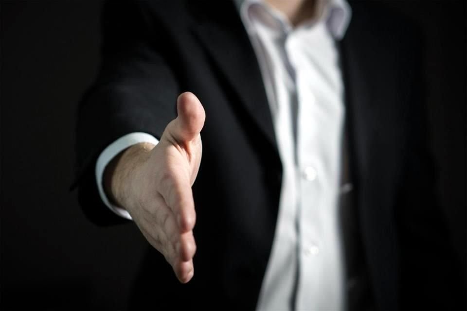According to a study by the Wellbeing Observatory of the Institute for Purpose and Integral Wellbeing (IPBI) at Tecmilenio University, LGBTIQ+ workers rate their perception of equal opportunities, dignified treatment, and support from leaders and colleagues the lowest.