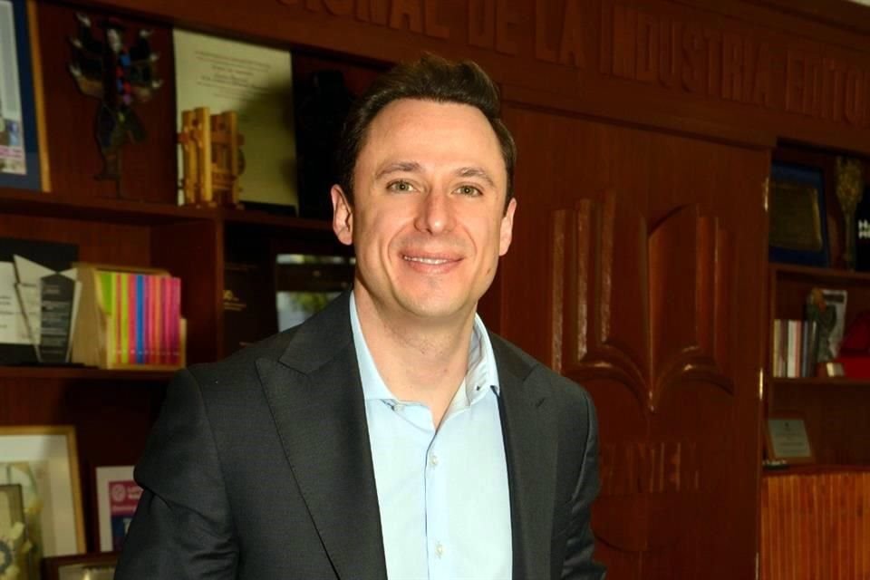Diego Echeverría, nuevo presidente de CANIEM, es fundador de Ink It, empresa especializada en la conversión y distribución de ebooks, y de la Editorial Ink.