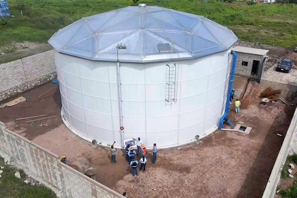 El año pasado, el Gobierno del Estado habilitó un macrotanque en el Cerro del Gato para dar abasto a Tlajomulco.