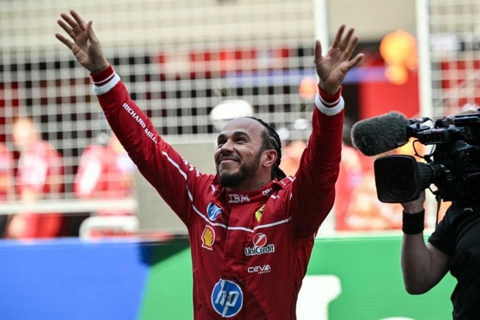 Lewis Hamilton pudo acabar con las dudas generadas tras un incierto debut como piloto rojo en Australia.