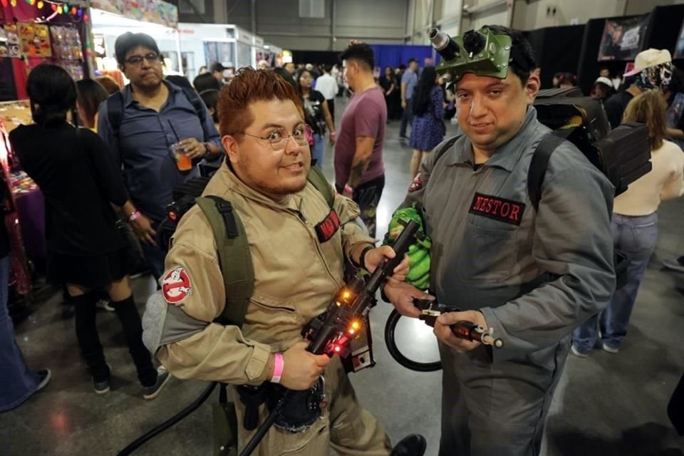 Los amantes del horror se dieron vuelo en el evento. 