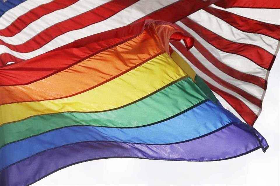 El Gobierno de EU finiquitó la semana pasada unos 68 subsidios a 46 instituciones, centrados en salud de la comunidad LGBTQA+. Foto: Mark Lennihan, AP.