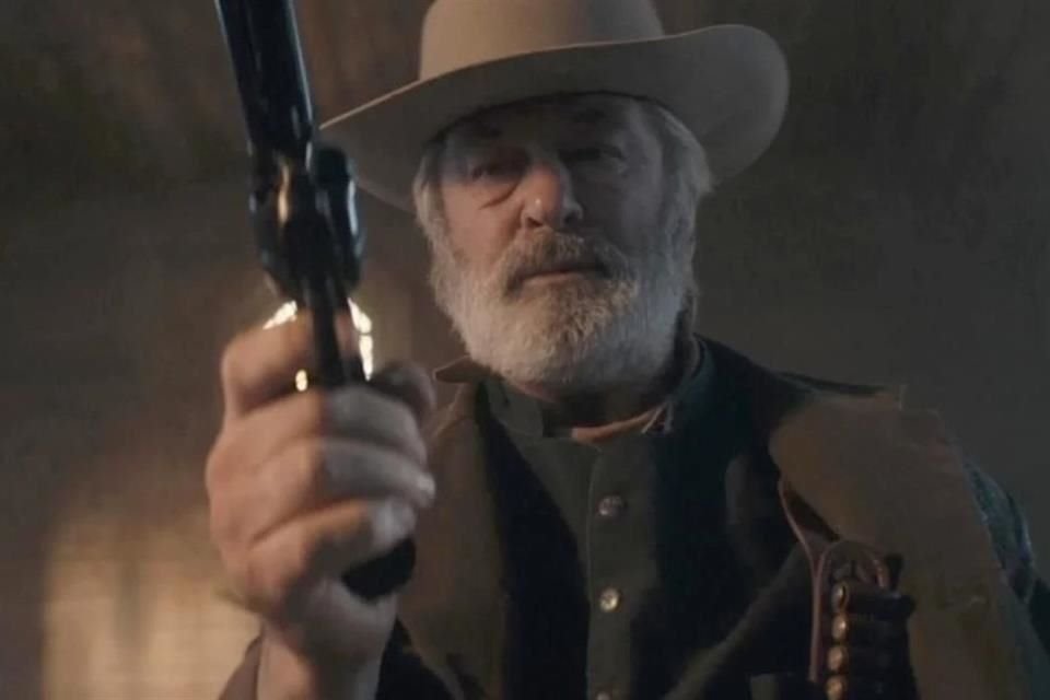 El tráiler de 'Rust' muestra a Alec Baldwin como un forajido que intenta salvar a su nieto, tras la tragedia en el set en 2021.