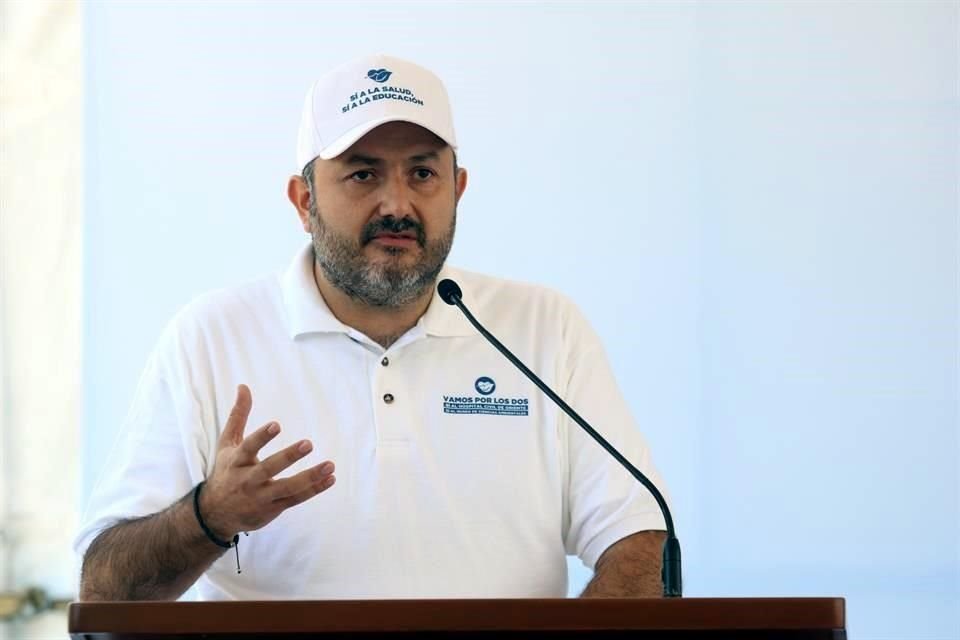 Villanueva describió a Armenta como un joven solidario, lo que lo ha llevado a encabezar no sólo a la federación de estudiantes sino también a defender algunas causas como el espacio público.