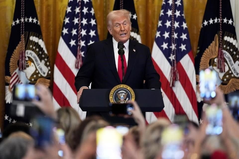 La Casa Blanca informó que mañana a las 14:00 horas el Presidente de EU, Donald Trump, anunciará los aranceles recipros.