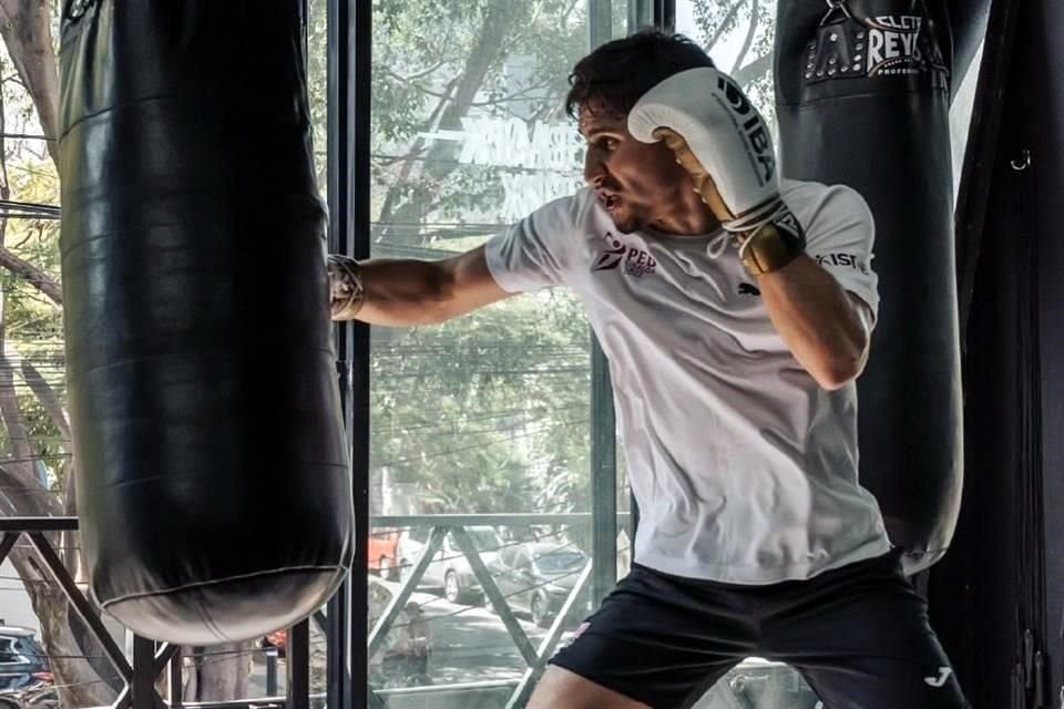 Verde alista su debut profesional.