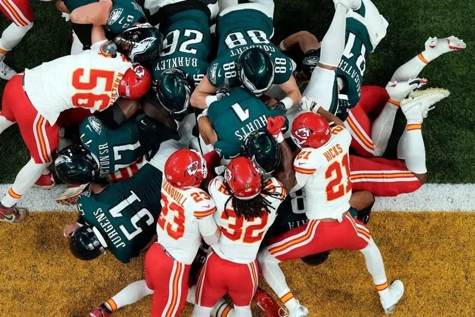 La 'tush push' podría seguir en la NFL.