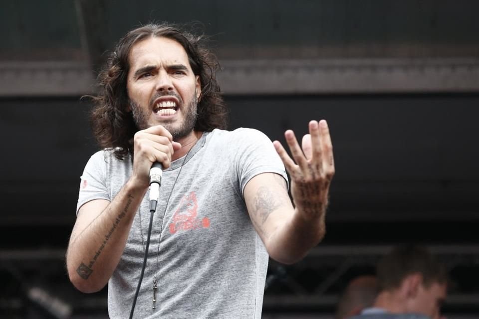 Acusaron de violación al humorista y actor británico Russell Brand por sucesos ocurridos en los años 1999 y 2005.