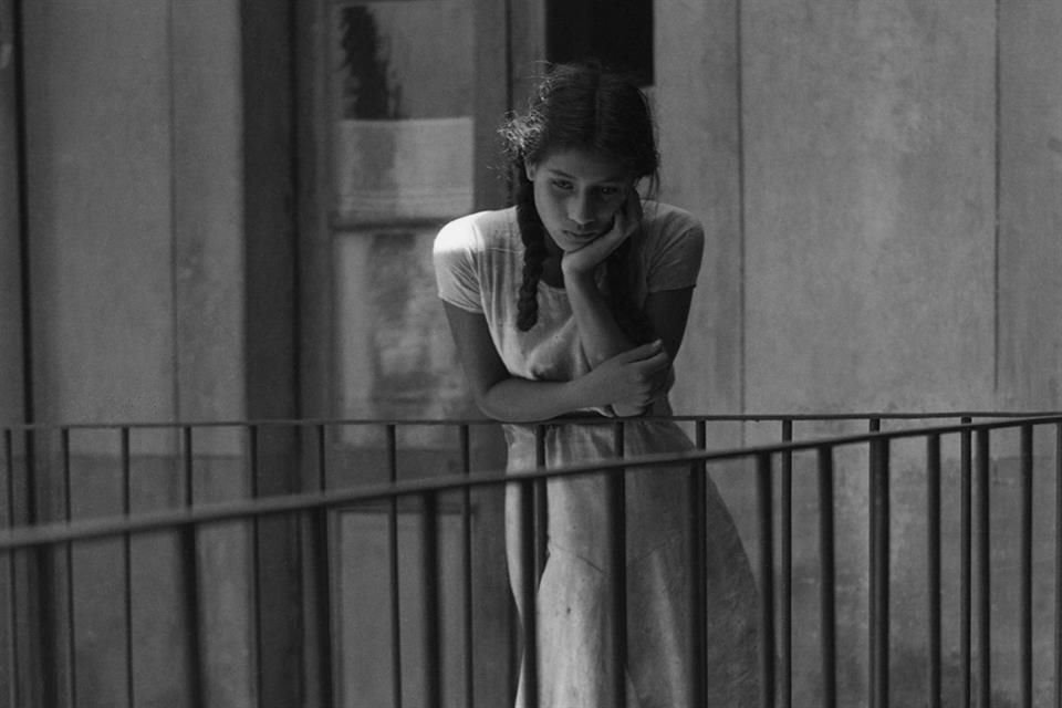 Fotografía del Archivo Manuel Álvarez Bravo, titualda El Ensueño.