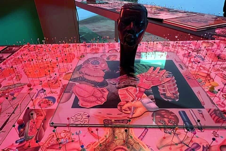 El artista Cristian Franco presenta Teoría de la Distorsión, en Armada Galería.