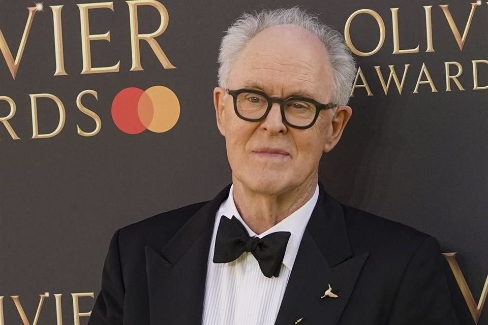 John Lithgow se llevó el premio a Mejor Actor por la obra 'Giant'.