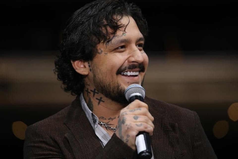 'Cada artista es responsable de lo que va a lanzar al público, como música, como videos'.