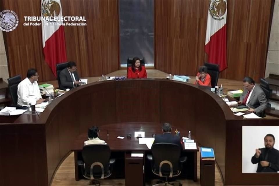 Aspecto de la sesión de este miércoles de la Sala Superior del TEPJF.