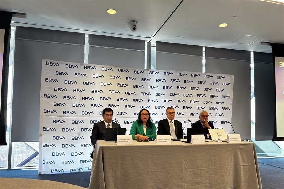 Sobre el rescate de vivienda abandonada para poner en renta, BBVA México aconsejó que se detalle el estatus de estas unidades habitacionales. 