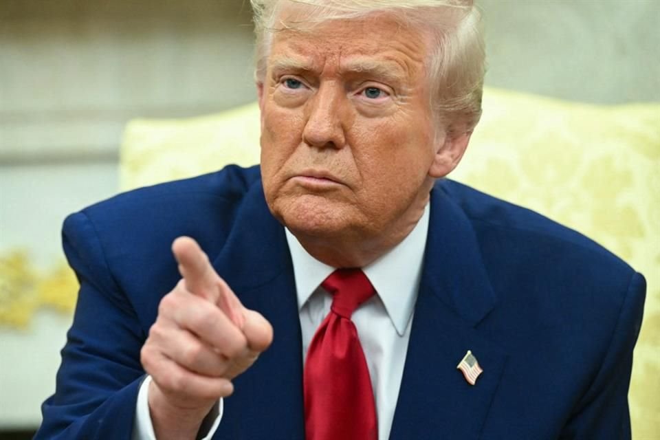 El Presidente Donald Trump repitió las críticas al jefe de la Reserva Federal, Jerome Powell.
