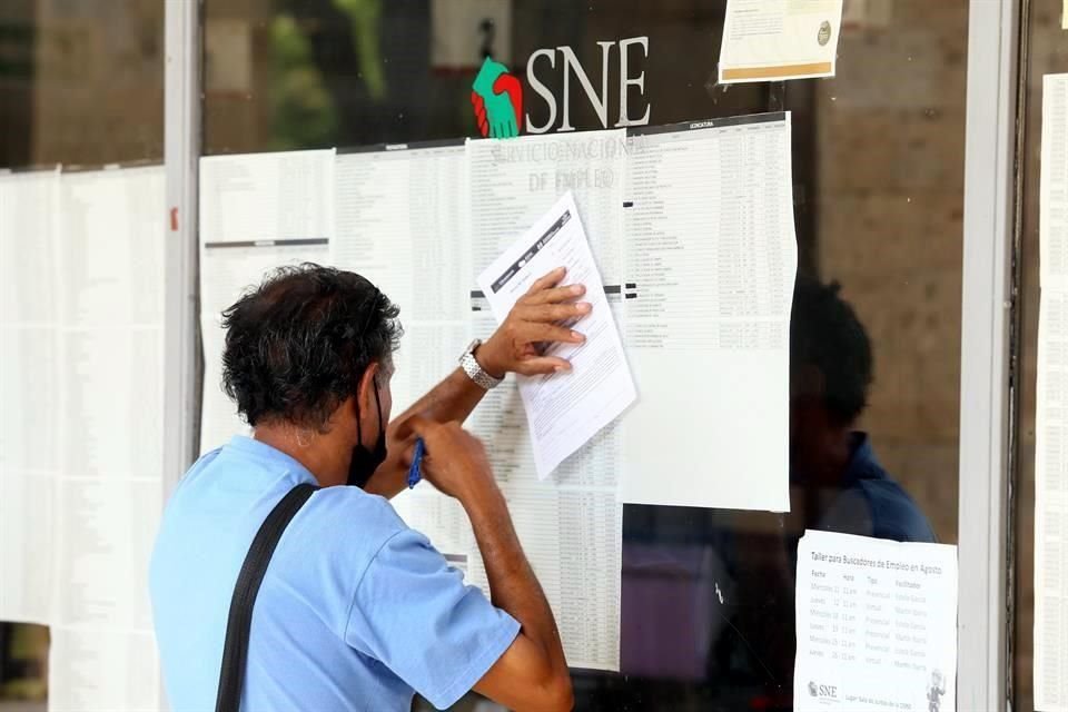 La reforma laboral ha incidido en las altas y bajas que registra el IMSS en los últimos meses. 