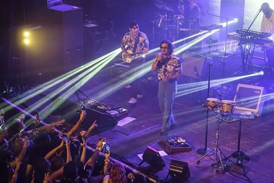 Zoé arrancó su gira en Estados Unidos con ´concierto en el House of Blues de Chicago.