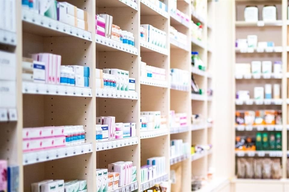 Gobierno federal busca que Birmex se convierta en productora de medicamentos, para que sector salud no dependa de farmacéuticas privadas.