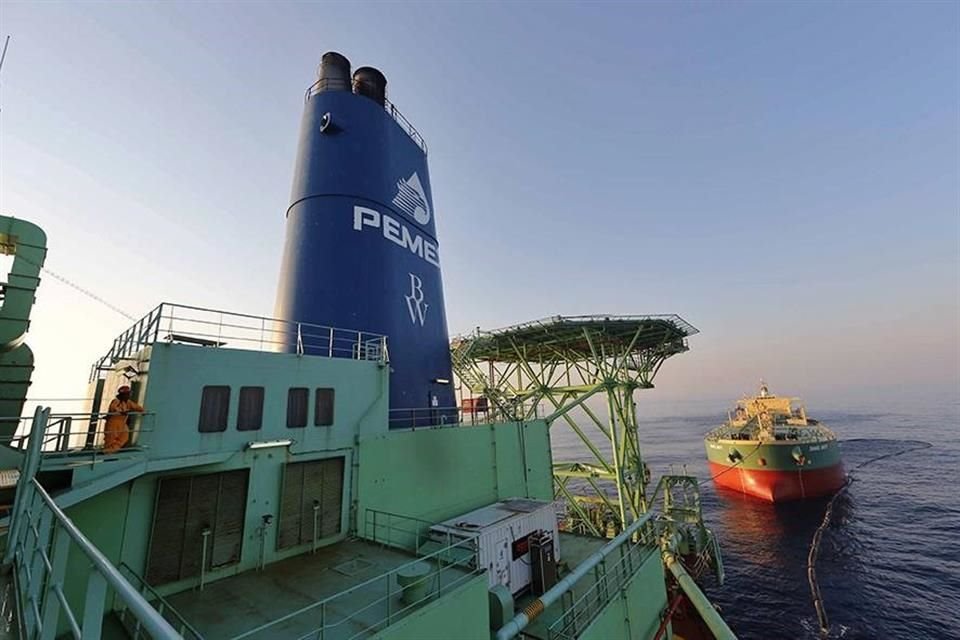 Pemex reversed its profits from the last quarter of 2024, reporting losses of 43 billion pesos in the first quarter of the year.