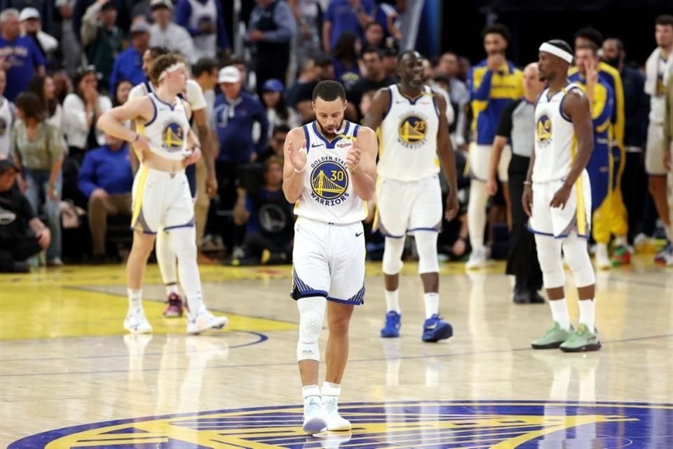 Stephen Curry y los Warriors se enfrentarán a Memphis Grizzlies para ver qué quinteta se medirá a Houston.