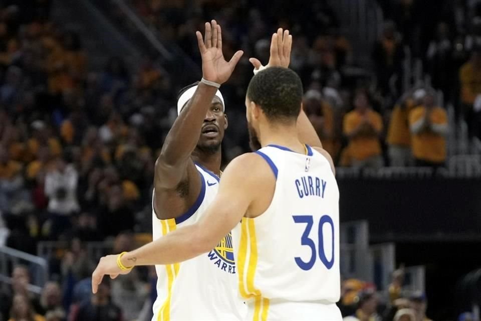 Jimmy Butler anotó 38 unidades.