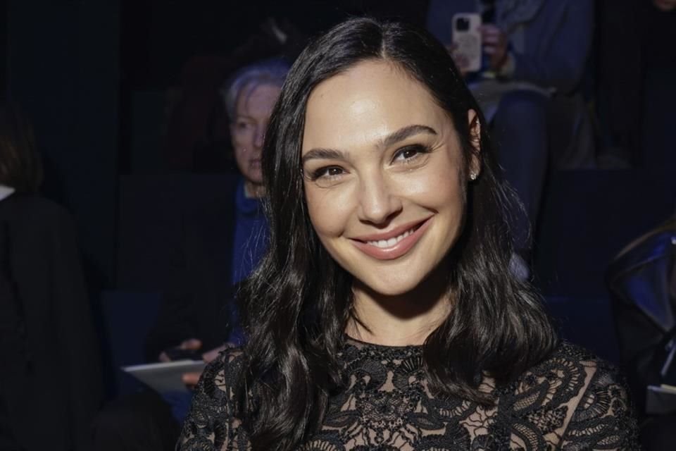Gadot, nacida en Israel y exintegrante de las Fuerzas de Defensa Israelíes (FDI), ha sido una figura activa en el apoyo a su país, especialmente tras los ataques de Hamás del 7 de octubre.