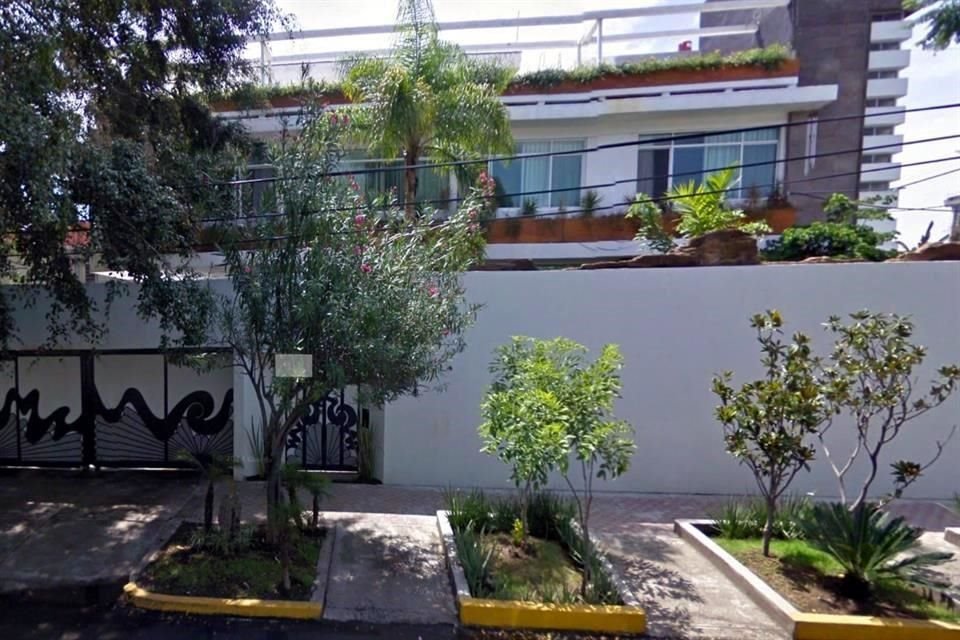 Esta era la casa antes de la demolición.