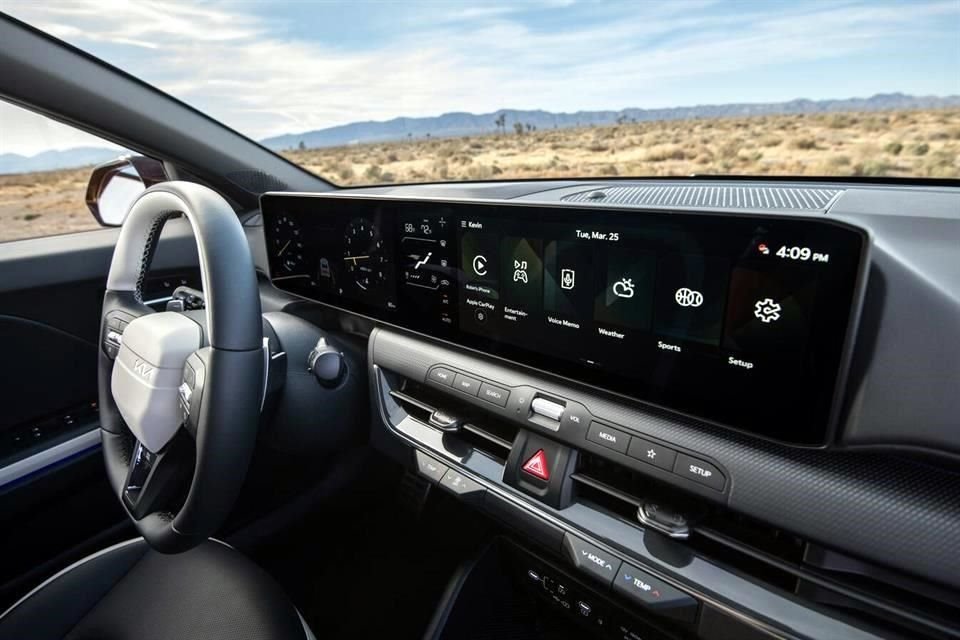 Con el asistente de voz basado en AI generativa de Kia Connect, se puede controlar funciones como el climatizador, sistema de audio y mucho más.