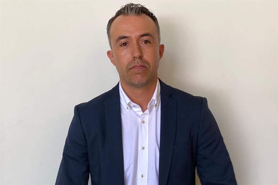 Guadalupe Buenrostro, coordinador de la bancada del PVEM, exhortó al Gobierno de Jalisco a concretar la publicación de una reforma legal que prohíbe la exhibición de animales en jaulas.