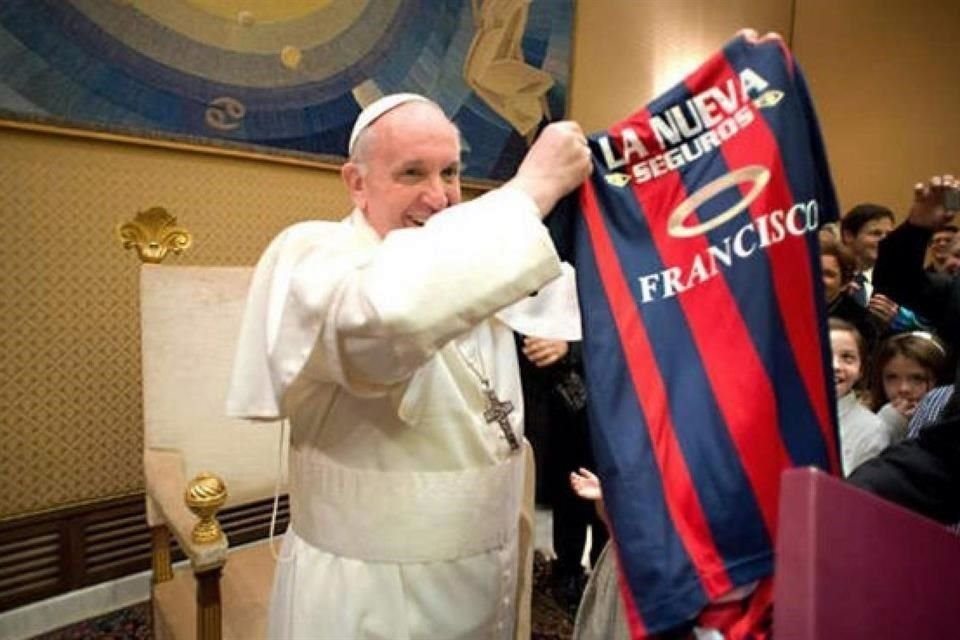 El Papa Francisco no ocultaba su afición por el futbol, pero el club de sus amores siempre fue San Lorenzo de Almagro.