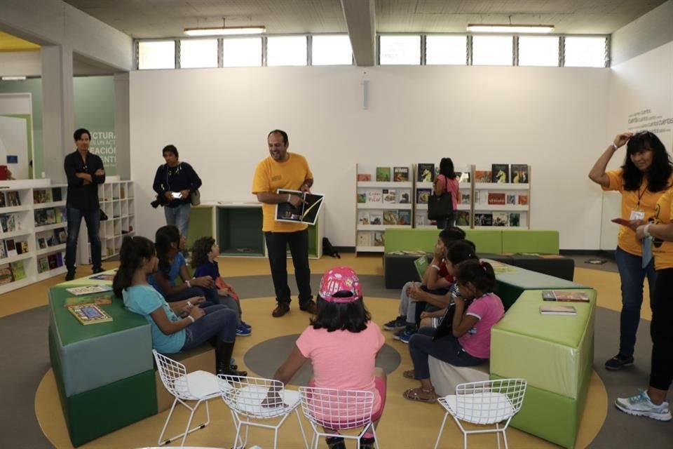 El Centro Estatal de Fomento a la Lectura celebra ocho años en la Colonia La Penal, con una jornada de arte.