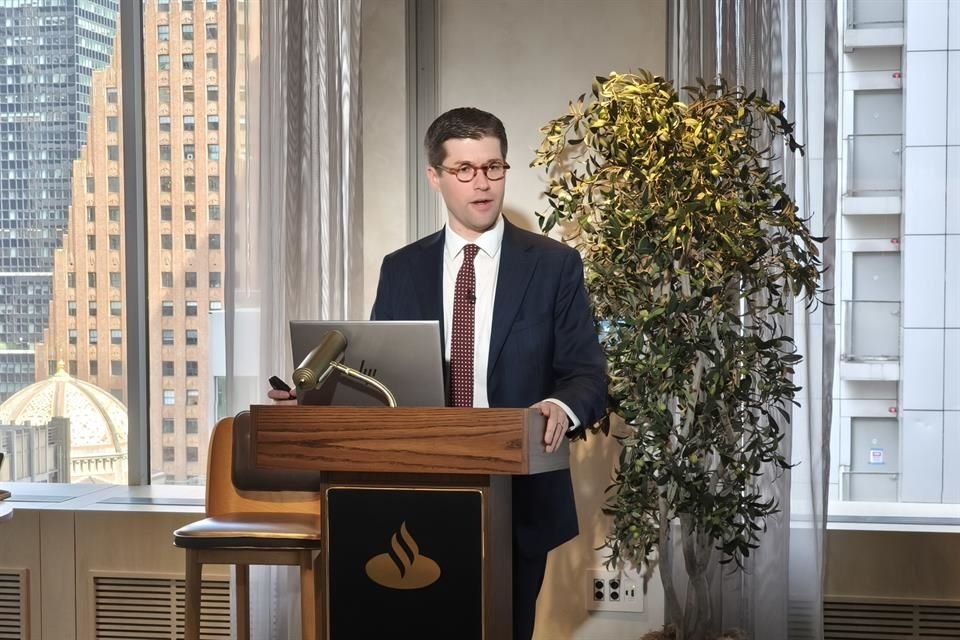 Ryan C. Berg, director del Programa para las Américas del CSIS.