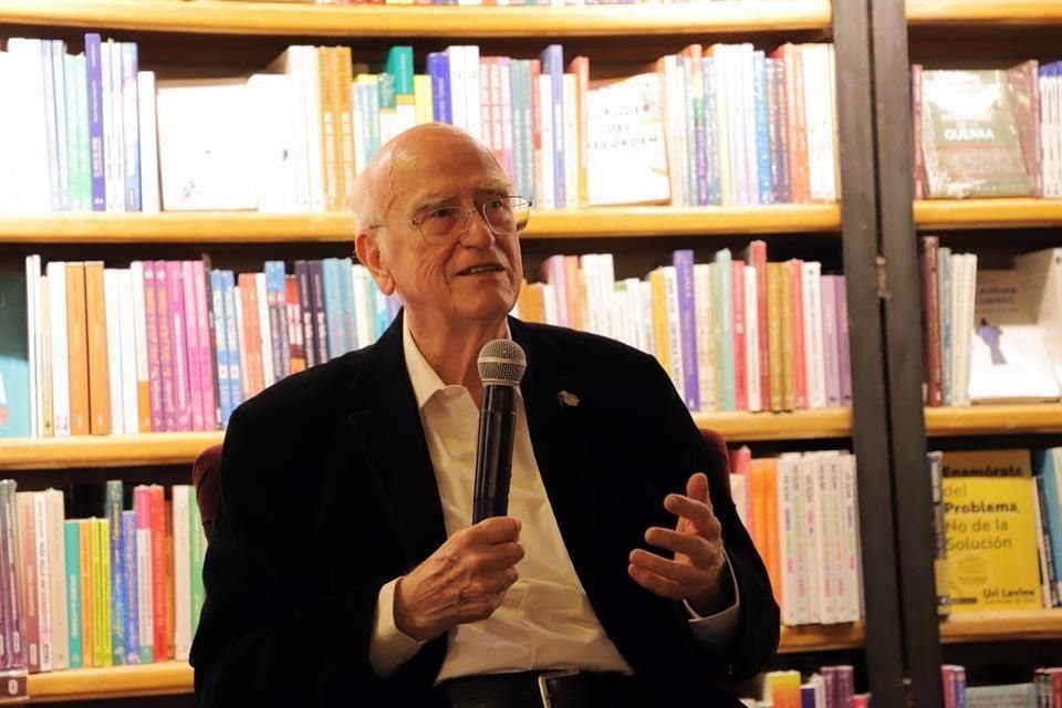 El antropólogo Roger Bartra conjugó en el libro 'Ecos de la melancolía. Un viaje musical (Anagrama)' sus estudios sobre la historia de la melancolía y su pasión por la música clásica.