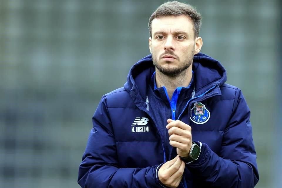 El Porto podría despedir al técnico Martín Anselmi al no cumplir uno de sus mayores objetivos de la temporada, clasificar a la Champions League.