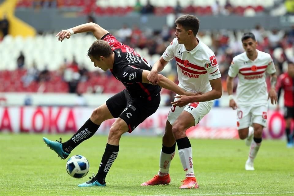 Julio Furch perdió contundencia durante el juego y sólo pudieron sacar un empate ante el Toluca.